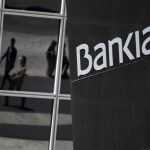 El Estado cierra la venta de un 7 % de Bankia por 818,3 millones de euros