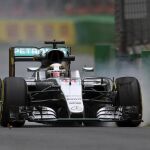 Lewis Hamilton durante los entrenamientos libres en Melbourne