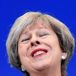May acude a Bruselas tras perder la mayoría en el Parlamento británico