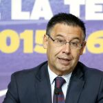 El presidente del FC Barcelona, Josep Maria Bartomeu, durante la conferencia de prensa ofrecida este mediodía.