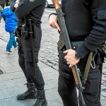 Efectivos policiales en el Centro de Madrid / Foto: Alberto R. Roldán