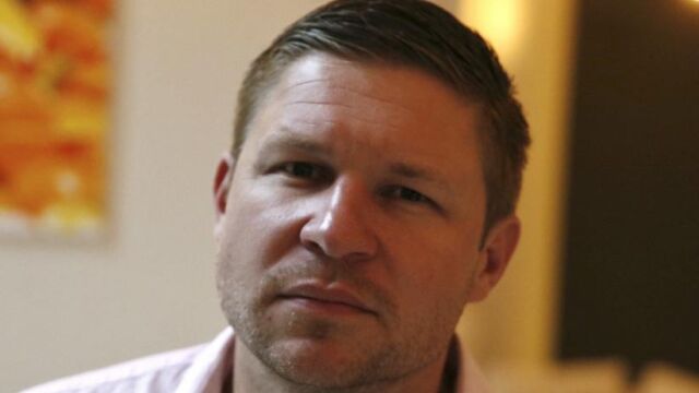 El exfrancotirador Kevin Lacz, hoy durante una entrevista con la Agencia Efe, en la que explica que sus memorias relatadas en "El último francotirador"la batalla de Ramadi (Irak)