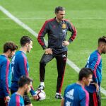 Luis Enrique, durante un entrenamiento de la selección en la Ciudad del Fútbol de Las Rozas