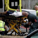 Los servicios de emergencias atienden a uno de los heridos