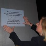 Covite coloca 62 placas en Bilbao y San Sebastián en recuerdo de 86 víctimas del terrorismo