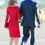 Don Felipe y doña Letizia reciben a los Reyes de Jordania en el aeropuerto de Madrid