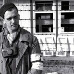Francesc Boix con su cámara en el campo de Mauthausen