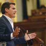 El presidente de Ciudadanos, Albert Rivera, interviene esta tarde en el pleno del Congreso. EFE/ J.P.Gandul