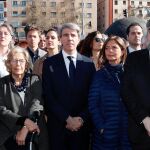 El presidente de la Comunidad de Madrid, Ángel Garrido, junto a la alcaldesa de Madrid, Manuela Carmena, la presidenta de la Asamblea de Madrid, Paloma Adrados; y el delegado del Gobierno, José Manuel Rodríguez Uribe en el acto In Memoriam por las víctimas del 11-M en Atocha.