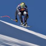 Dominik Paris volando en el descenso de Kitzbuehel