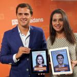 El presidente de Ciudadanos, Albert Rivera, y la candidata de esta formación a la presidencia de la Generalitat, Inés Arrimadas.