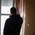 La epilepsia impide a E. E. C. llevar una vida normal y mantiene angustiada de forma permanente a su familia (Foto: Manuel Olmedo)