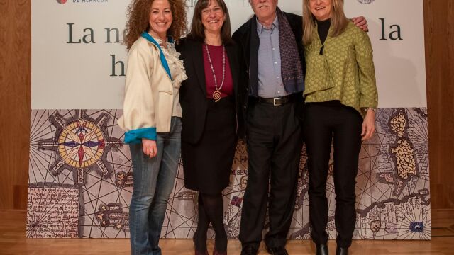 En la imagen la alcaldesa, Susana Pérez Quislant, y la concejal de Cultura junto a Isabel San Sebastián y Antonio Pérez Henares
