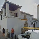 El hallazgo del cadáver se produjo ayer en una vivienda situada en la Plaza de la Fuenseca