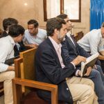 Momento del juicio en la Audiencia de Palma a los seis hermanos Ruiz-Mateos, primera fila, de i a d: Zoilo, José María y Javier; segunda fila i a d: Alfonso, Pablo y Álvaro