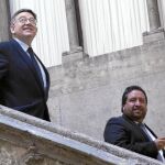 El president de la Generalitat, Ximo Puig, y los presidentes de las diputaciones de Valencia, Jorge Rodríguez, y Castellón, Javier Moliner, ayer