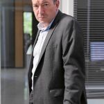 El valenciano Vicent Sanchís es profesor en la Facultad de Ciencias de la Información de la URL y ha sido director de los diarios «El Observador» y «Avui»