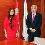 La presidenta de las Cortes, Silvia Clemente, junto a su homólogo en Galicia, Miguel Ángel Santalices Vieira
