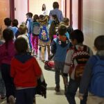 Un grupo de niños, en su primer día lectivo del curso escolar 2015-2016.