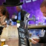 Situado en pleno Chamberí, el Cougar Madrid ofrece las copas a cuatro euros todos los días desde las 19:00 hasta las 22:00 horas