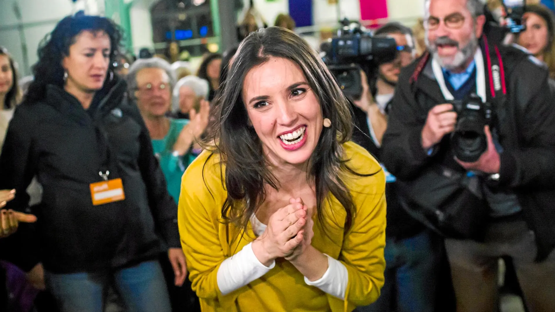 Montero en su reaparición tras la maternidad en un acto con mujeres en Madrid