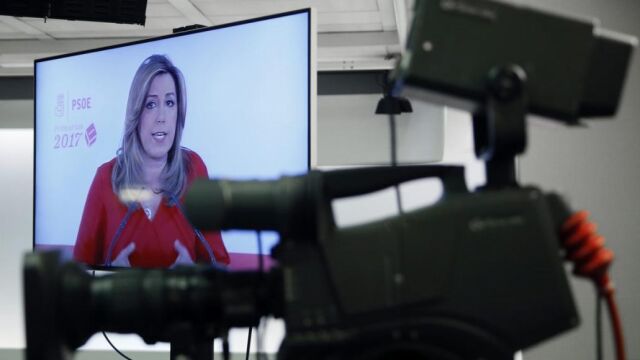 La presidenta de la Junta, Susana Díaz, ayer, durante el debate de los candidatos socialistas