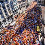 Vista de la manifestación de Barcelona bajo el lema "¡Basta! Recuperemos la sensatez"