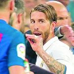 La reacción de Ramos dirigiéndose directamente a Piqué