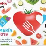 El tomate y los productos de la tierra lucen en el sello dedicado a la Capital Española de la Gastronomía