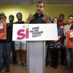El portavoz del Secretariado Nacional de la CUP, Quim Arrufat (c), junto al resto de integrantes de la dirección