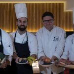 De izda. a dcha., Toni Roselló y Luis Isac, de I­+D del grupo Álbora, su chef ejecutivo, Juan Antonio Medina, y Agustín González, jefe de cocina del restaurante Álbora