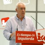 Lara y Garzón, en la sede de IU