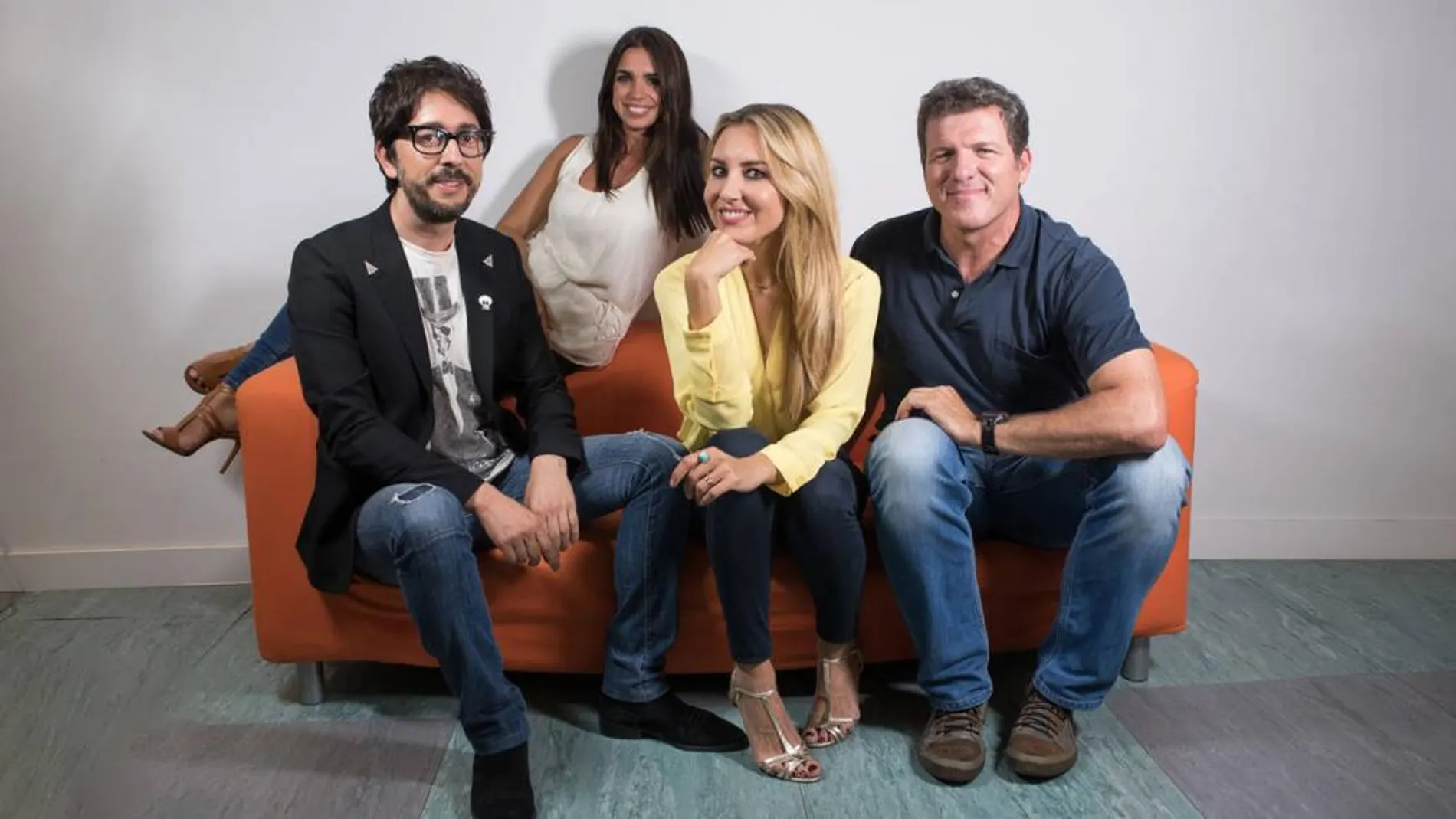 De izquierda a derecha, Flipy, Elena Furiase, Berta Collado y Mario Picazo
