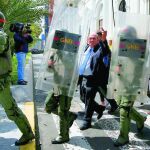 La Guardia Nacional escolta a los diputados tras la sesión de la Asamblea Nacional