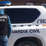 El jueves por la noche se recibió aviso en el 061 para acudir a la casa de la víctima, que a causa de la gravedad de las heridas fue trasladada al hospital.