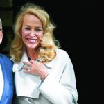 Rupert Murdoch y Jerry Hall, ayer tras la ceremonia de la boda civil