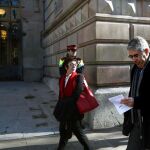 El exconseller de la Presidencia Francesc Homs llega a la sede del TSJCat donde se celebra la tercera jornada del juicio por la consulta independentista del 9N