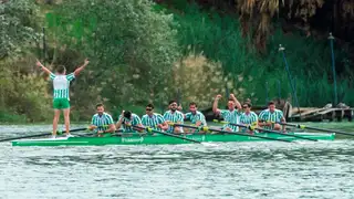 Los remeros del Real Betis se han proclamado vencedores de la 52 regata Sevilla-Betis / Foto: Efe Los remeros del Real Betis se han proclamado vencedores de la 52 regata Sevilla-Betis / Foto: Efe