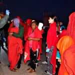 Llegada ayer de inmigrantes al Puerto de Motril / Foto: Efe