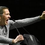 Arnaldo Otegi, histórico jefe del HB, durante un discurso en San Sebastián
