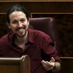 Pablo Iglesias en su escaño