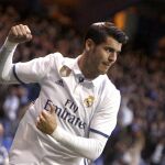 Álvaro Morata celebra el gol marcado ante el Deportivo, el primero del equipo.