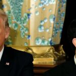 El presidente de Estados Unidos, Donald Trump, junto al presidente de la Cámara de Representantes, Paul Ryan, hoy en Washington.