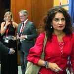 La consejera de Hacienda, María Jesús Montero, tuvo que abordar este asunto en comisión parlamentaria.