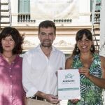A la izquierda, la portavoz de Equo, Carmen Molina, la de Primavera Andaluza, Pilar González, el coordinador de IULV-CA, Antonio Maíllo, la líder regional de Podemos, Teresa Rodríguez, y la portavoz de Izquierda Andalucista, Pilar Távora, ayer en Sevilla (Foto: Efe)