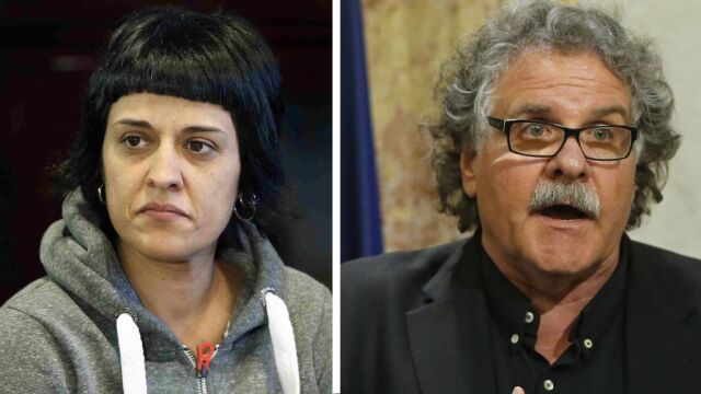 La diputada de la CUP, Anna Gabriel, y el diputado de JxSí, Joán Tardà.