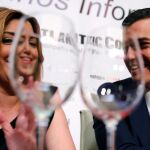 Los aspirantes a la Secretaría general del PSOE, Susana Díaz y Pedro Sánchez