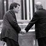 El entonces «conseller en Cap» Artur Mas y el ex presidente de la Generalitat Jordi Pujol, en el Parlamento catalán en una imagen de 2002