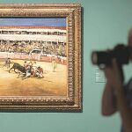 La muestra contiene pinturas y esculturas firmadas por autores de la talla de Cézanne, Degas, Gauguim Steinlen o Toulouse-Lautrec