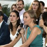 La diputada Tania Sánchez , junto a la portavoz en el Ayuntamiento madrileño, Rita Maestre, y el portavoz en la Asamblea, José Manuel López